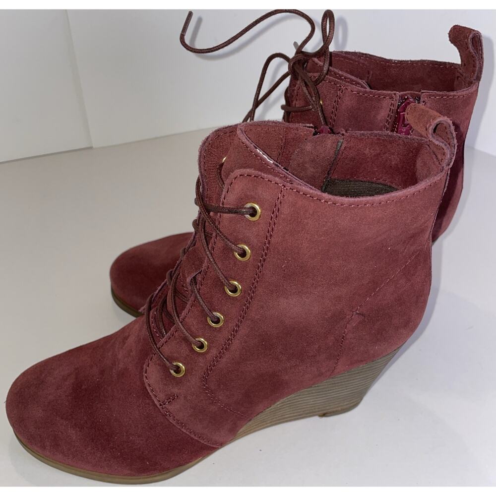 Diba Blake Suede 3" Wedge Zip Lace Up Bootie Burgundy Sz 7.5M - Picture 4 of 7
